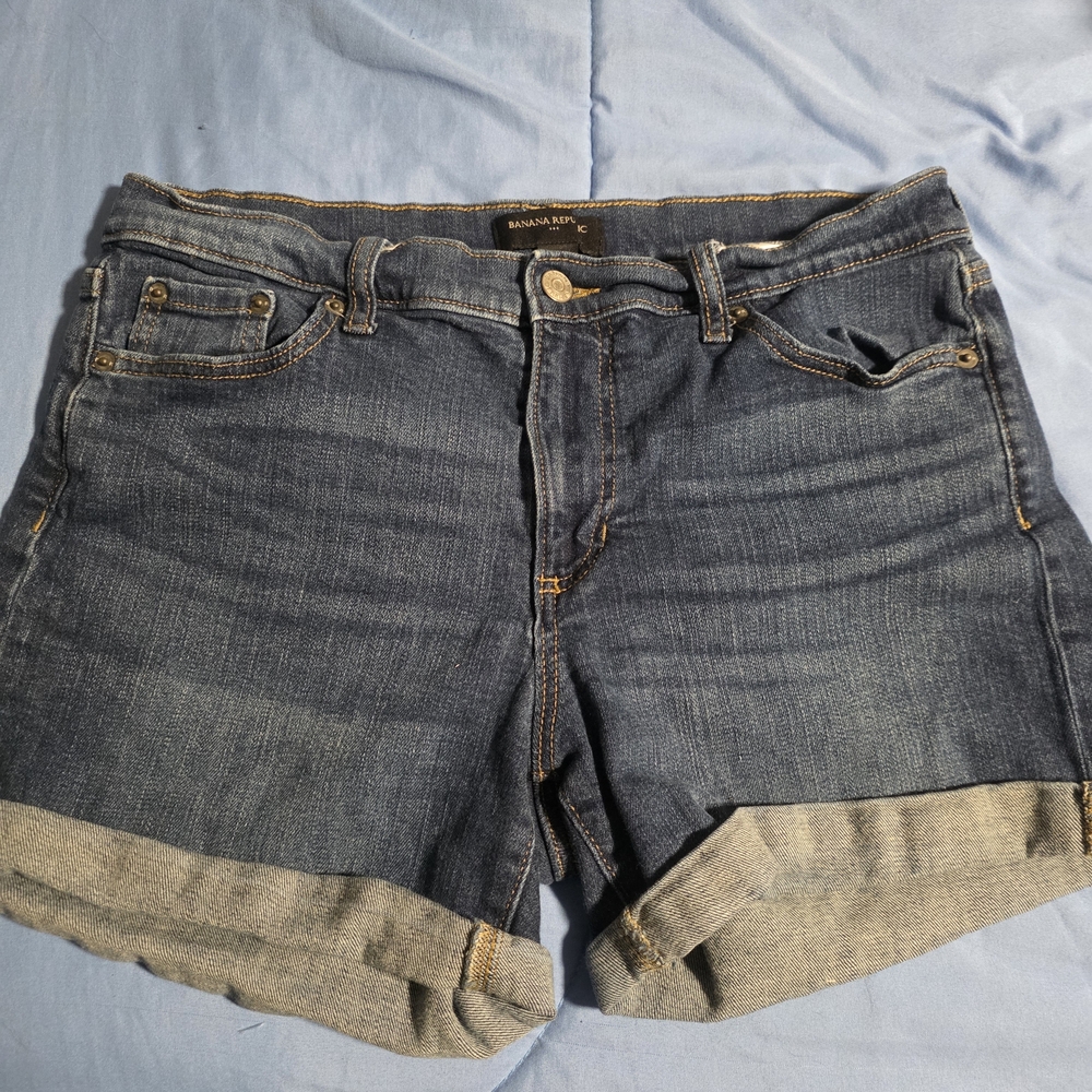 Banana Republic Dark Wash Denim Cuffed Women’s Shorts